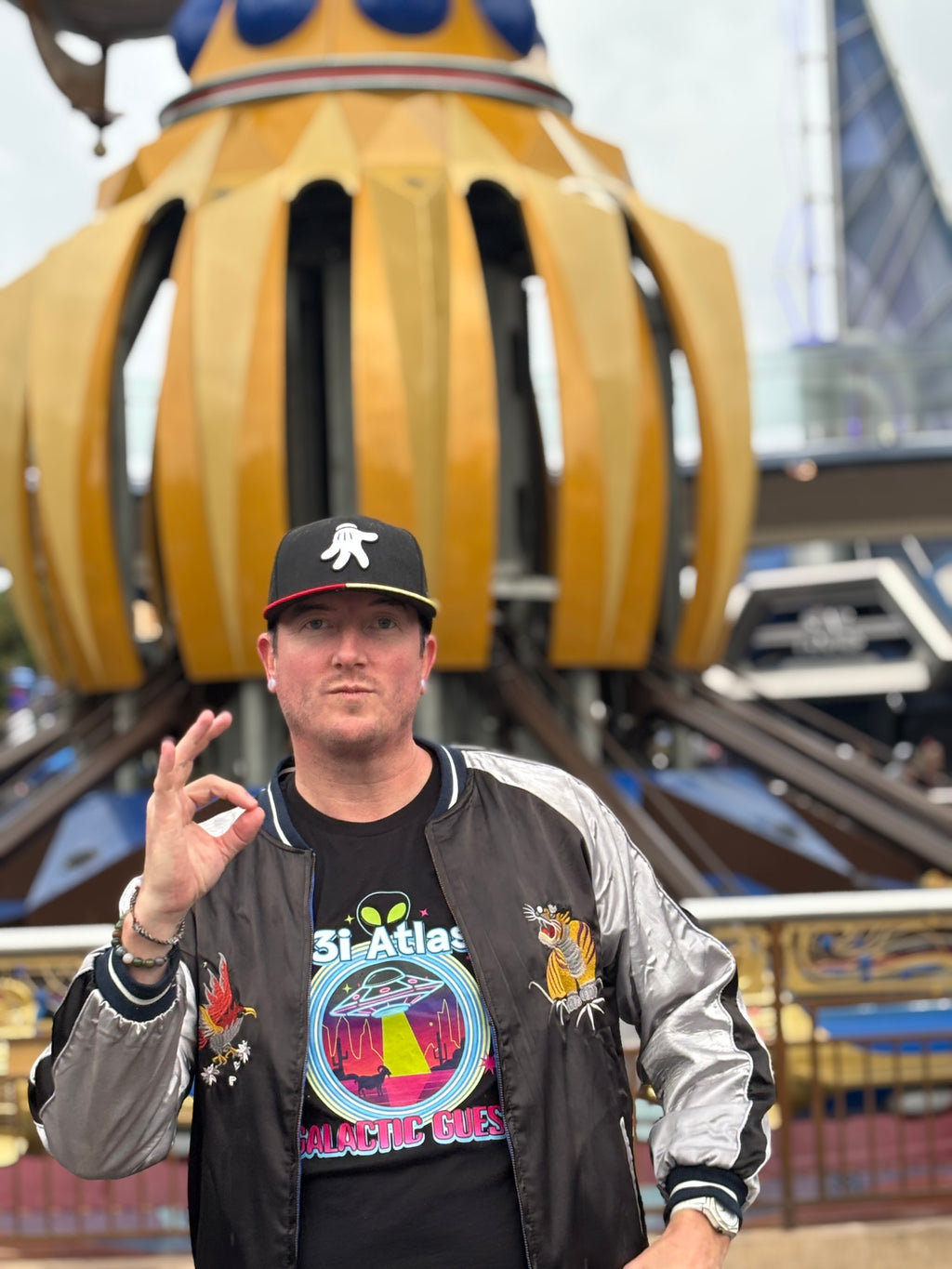 3i Atlas Galactic Guest Unisex T-Shirt